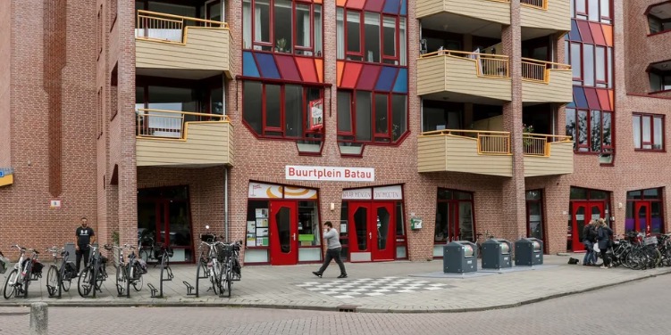 Burendag op Buurtplein Batau