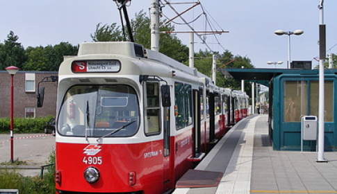 BRU haalt Weense tram naar Nieuwegein