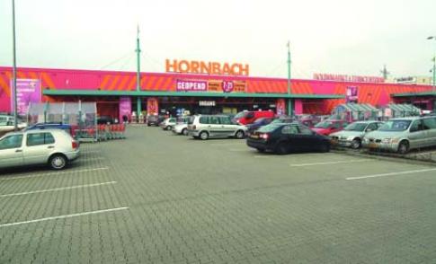Gemene winkelwagentruc gefilmd bij Hornbach in Nieuwegein