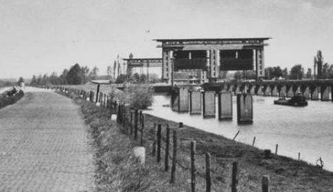 Prentbriefkaart van de week