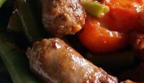 Koken met PEN: ‘Mexicaanse aardappel-bonenschotel met runderchipolata’
