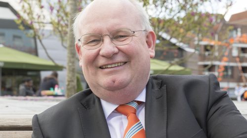 Burgemeester Backhuijs start lokale ‘Viering 100 jaar kiesrecht 2017-2019’!