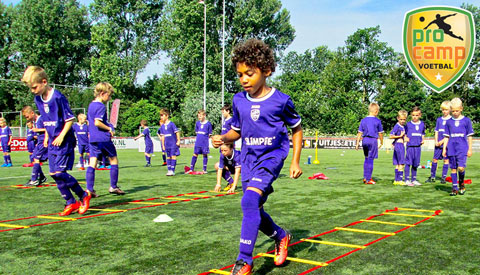 Het leukste voetbalkamp is deze zomervakantie bij sv Geinoord