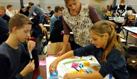 Wethouder Adriani opent expositie Mooi MerwePLEIN