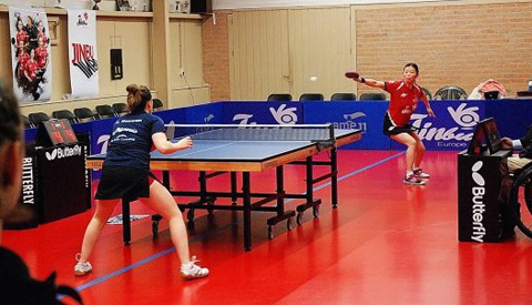 Tafeltennisters uit Vreeswijk spelen gelijk tegen aartsrivaal SKF