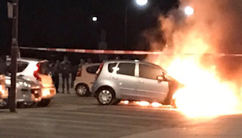Twee auto’s branden uit op de parkeerplaats nabij Klimcentrum op de Blokhoeve