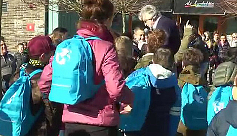Leerlingen De Tromp[etvogel gaan ‘Wandelen voor Water’