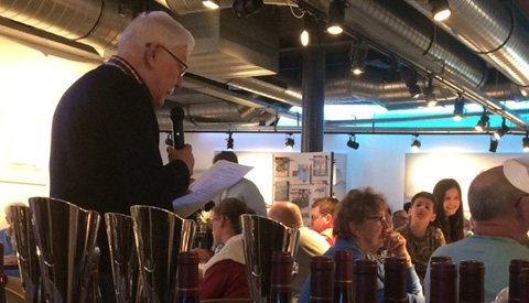 Nieuwkomer pakt wisselbeker op het Recreatief Badminton Toernooi in Nieuwegein