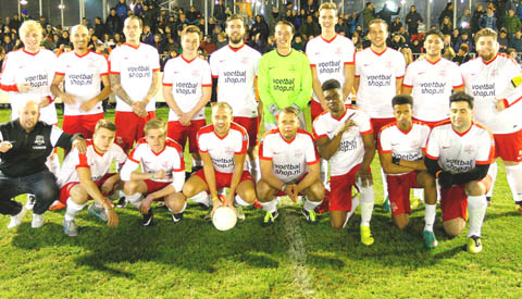 Bekende Youtubers voetballen voor Joost van Drie