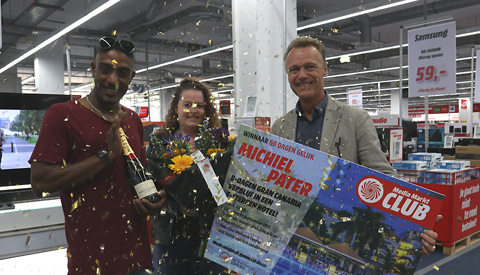 Media Markt Nieuwegein verrast prijswinnaar  dagwinnaar 60 Dagen Geluk