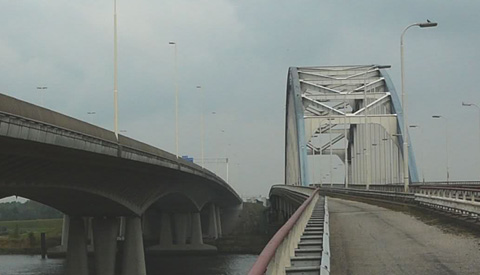 Oude Lekbrug tussen Nieuwegein en Vianen wordt definitief gesloopt