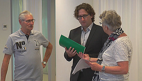 Video: Zwart scherm splijt Vreeswijk in tweeën