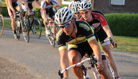 Angelo Verhagen uit Oss wint NK Retrokoers in Nieuwegein