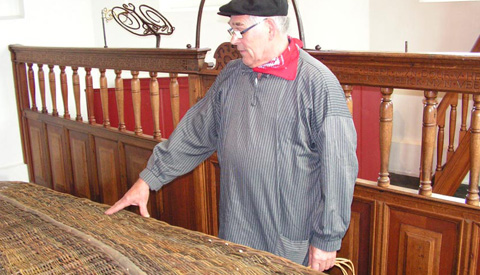Demonstraties vlechtwerk op de Museumwerf in Vreeswijk