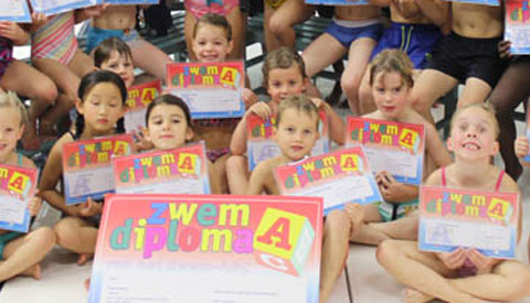 Afzwemmen voor het  A -diploma in Merwestein