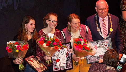 Jongerenlintje voor de meiden Esmee, Dominique en Femke