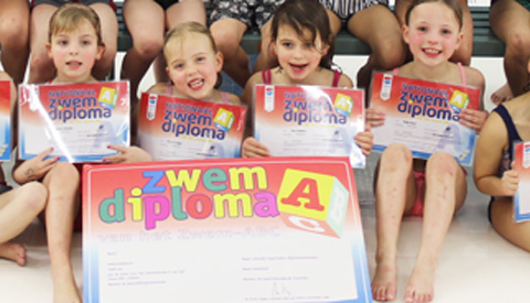 Geslaagd voor het zwemdiploma