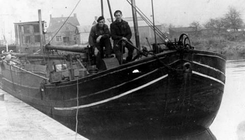 Spectaculaire hijspartij bij Museumwerf Vreeswijk