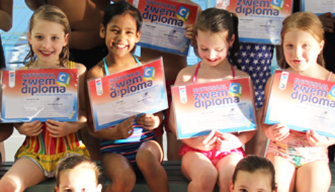 Geslaagd voor het C- zwemdiploma in Merwestein