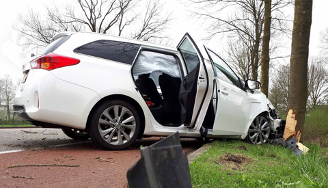 Drie gewonden bij eenzijdig ongeluk op de Vreeswijksestraatweg