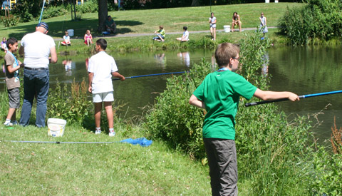 Wedstrijdvissen voor de jeugd op Nationale Hengeldag met De Vaart-Poscar