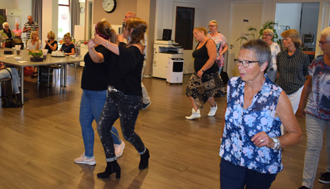 ‘Voetjes van de vloer tijdens AHN-zomerfestival’