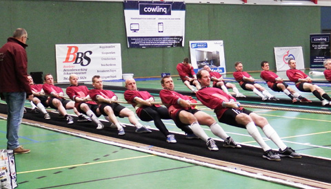 Indoor touwtrekken in Merwestein