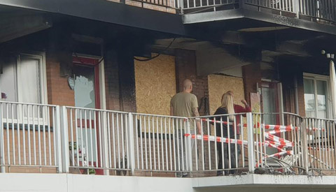 Brand op balkon in Fokkesteeg