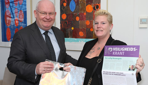 Joyce Jaylano Jayley winnares van online quiz tijdens Week van de Veiligheid