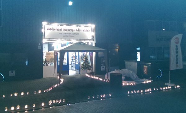 ‘Kaarslicht in Vreeswijk’ ook bij de Voedselbank in Nieuwegein