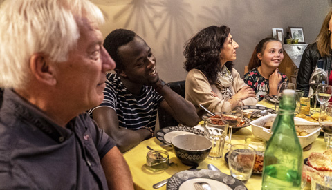 Eet Mee! met de feestdagen – Een plekje vrij of bij iemand aanschuiven?