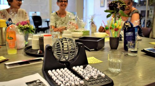 ‘Ladies Bingo’ op Buurtplein Zuid