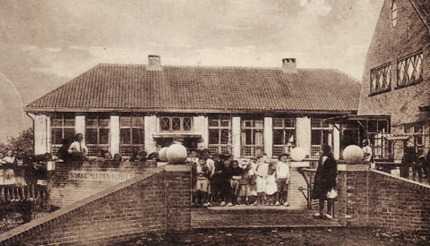 Tentoonstelling: ‘Waar ik ben schoolgegaan. Hoe huisvest(t)en we het primaire onderwijs’