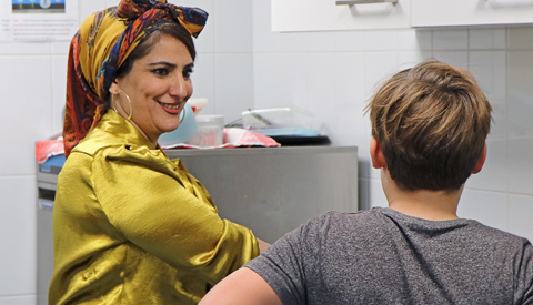 ‘Koken met jongeren in de Wereldkeuken’ voor tieners van 10 tot 14 jaar