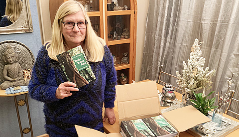 Ingrid van Tellingen presenteert haar eerste gedichtenbundel