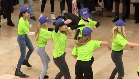Flashmob in centrum Nieuwegein