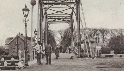 Toen & Nu: ‘De Wilhelminabrug of ‘Lage Brug’ in Vreeswijk’