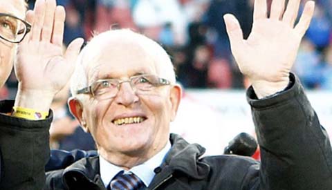 Trouwe FC-clubman en Nieuwegeiner Henk Vonk overleden