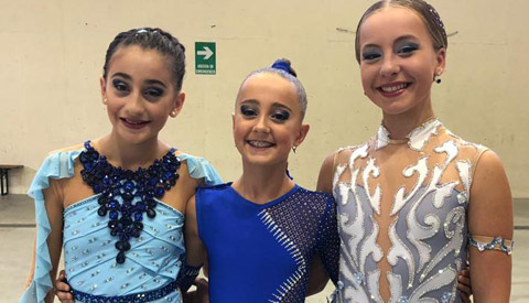 Rolschaatster Maureen Versteeg wint brons bij solodans op de Europa Cup in Italië