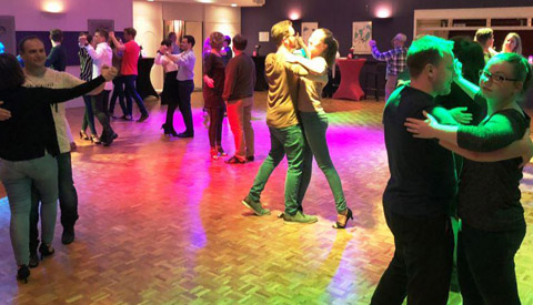 Eigentijds maar onveranderd dansen in stijl bij Dansschool De Rijk in Nieuwegein