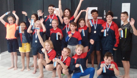 Winst voor Aquarijn in eerste wedstrijd breedtesport schoonspringen