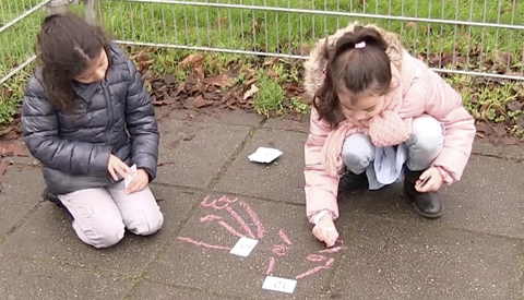 Buitenlessen op schoolplein OBS De Krullevaar