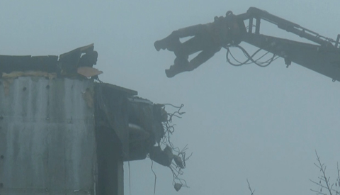 Video: ‘Hongerige draak sloopt pand in Nieuwegein’