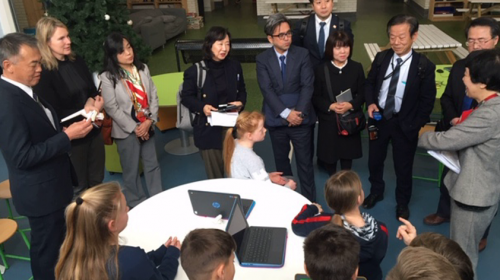 Japanse delegatie uit Utsunomiya op bezoek bij Lucas Galecop