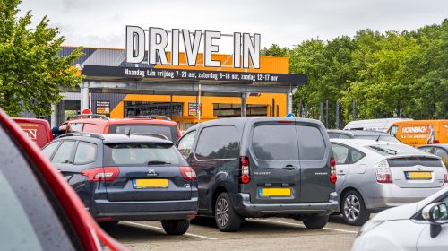 HORNBACH Drive In Nieuwegein maandag 6 juli officieel open
