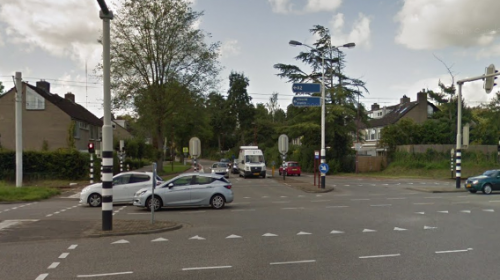 Twee auto’s betrokken bij botsing met tram