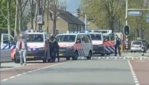 Man in Hoog Zandveld opgepakt na melding van verkeersruzie met wapen