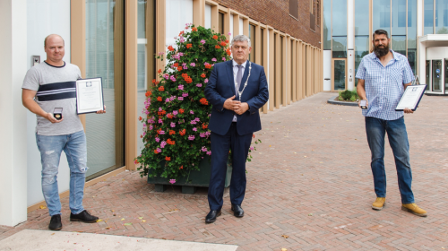 Nieuwegeiner Remco Kompier bekroond na heldhaftige redding