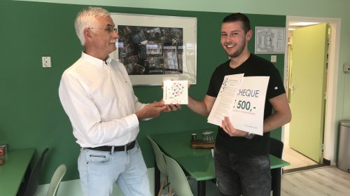 Eerste BLOOMS Award voor Richard Rietveld van OBS De Veldrakker