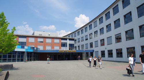 Gastlessen en Jongerendebat in Week van het Geld op het Oosterlicht en DE KOM